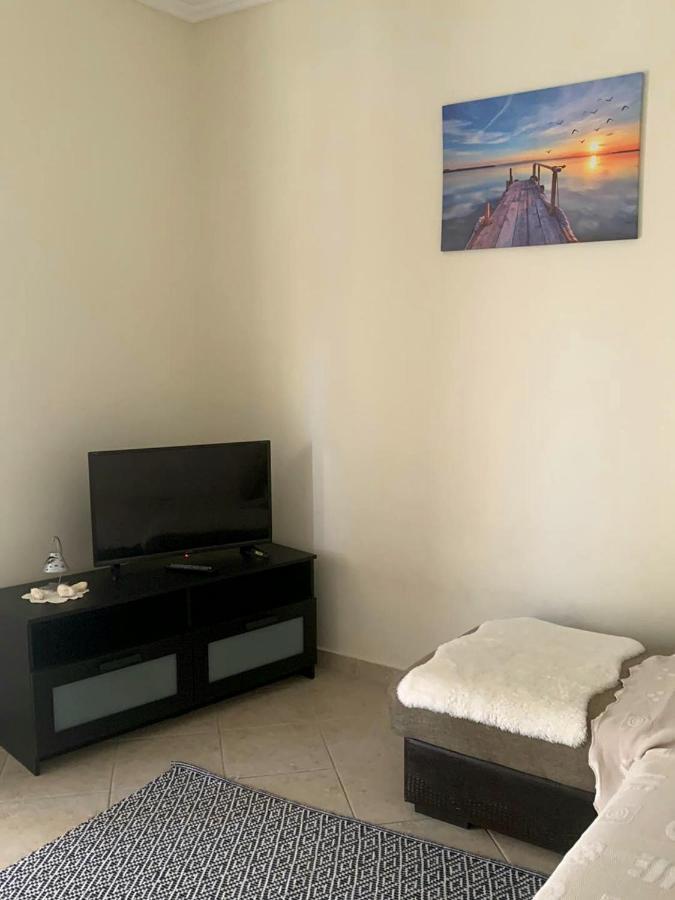 Anna-Apartment Nea Moudania Exterior foto